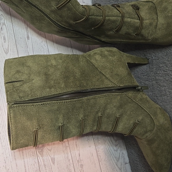 Rialto Chung Faux Suede Mid-Calf Booties-Olive Green Sz 9M - Picture 7 of 10